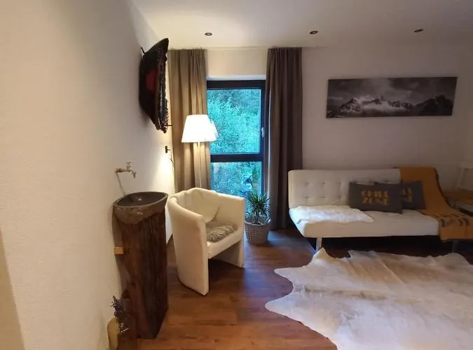 Haus Monika 公寓 *